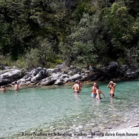 Cosy With Views Near *