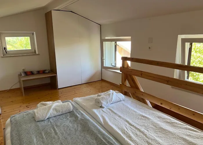 Cosy With Views Near בית נופש קובאריד