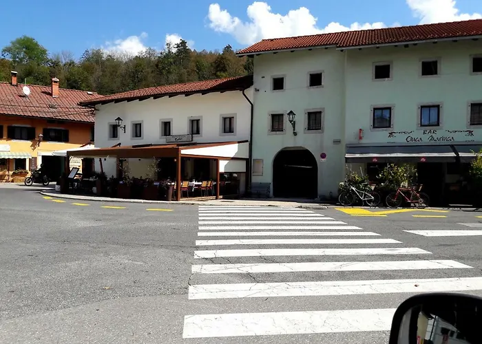 Dom wakacyjny Cosy With Views Near *